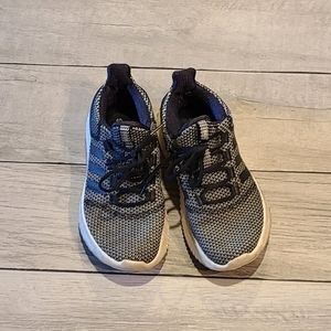 🐬 Boys Adidas knit sneakers🪅🎠 🌸 🍀 ✨️🏵💫🧋☃️🦋🐯🐠🍬🍿🍕